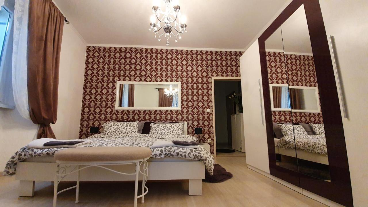Apartments Paris Umag Exterior foto