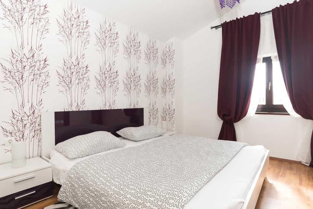 Apartments Paris Umag Quarto foto